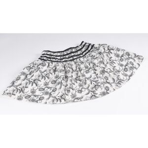 ​DKNY Girls white and black corduroy floral skirt, Size 10